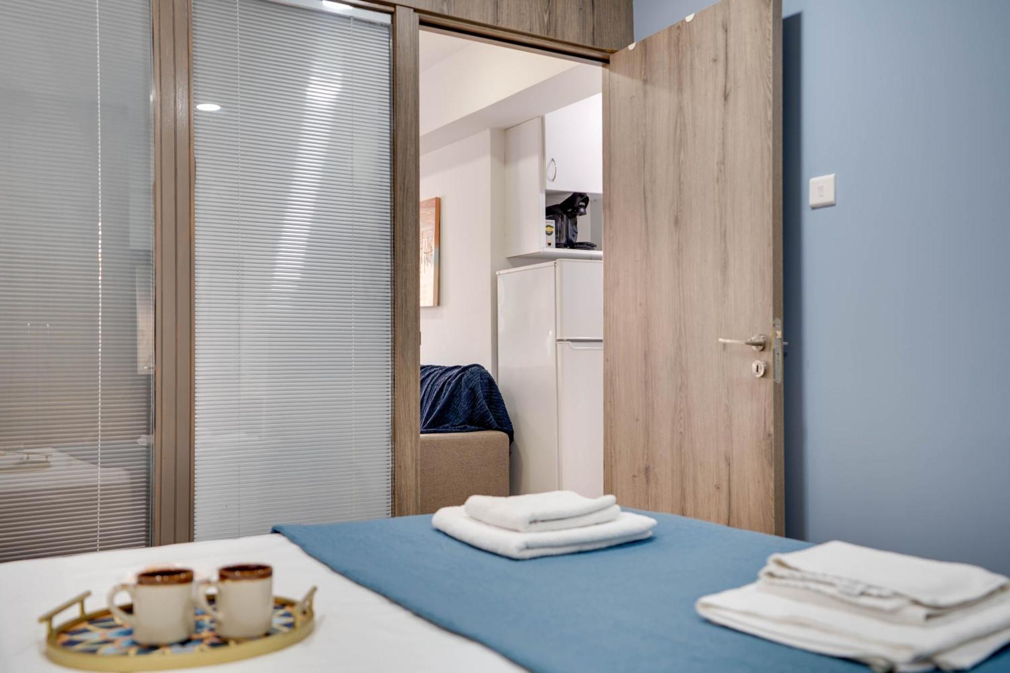 Atlantis Apartments 50M From Makenzy Seafront Larnaca Buitenkant foto